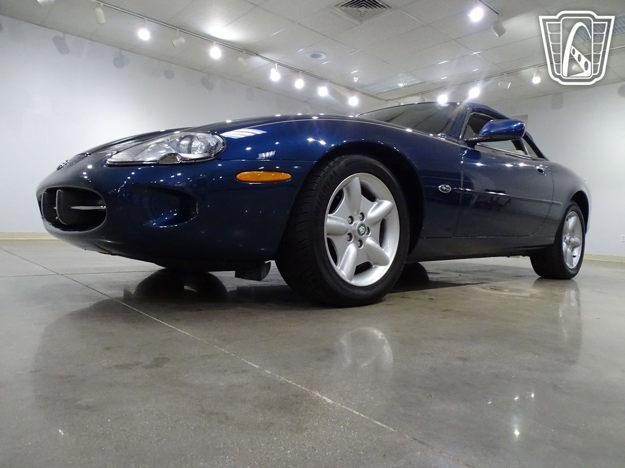 Used 1998 Jaguar XK8 Convertible image 19