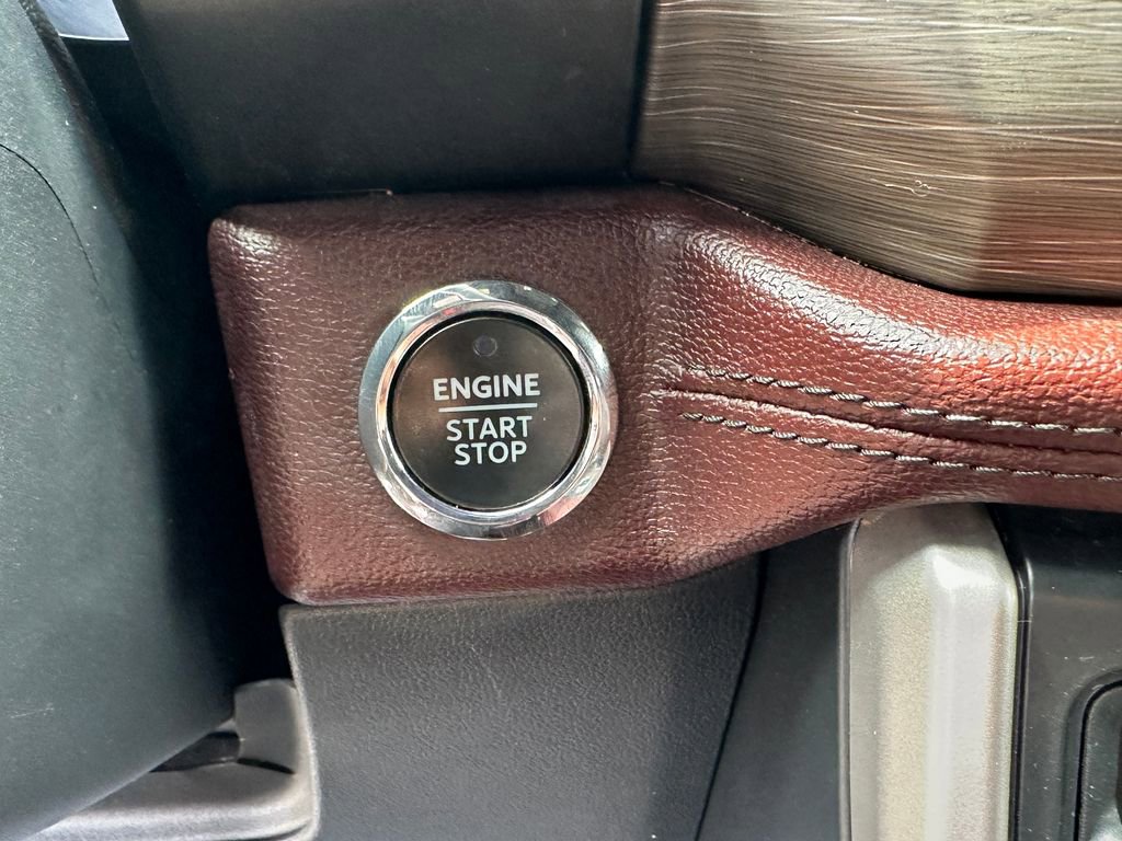 Used 2022 Ford Expedition Limited RWD image 33