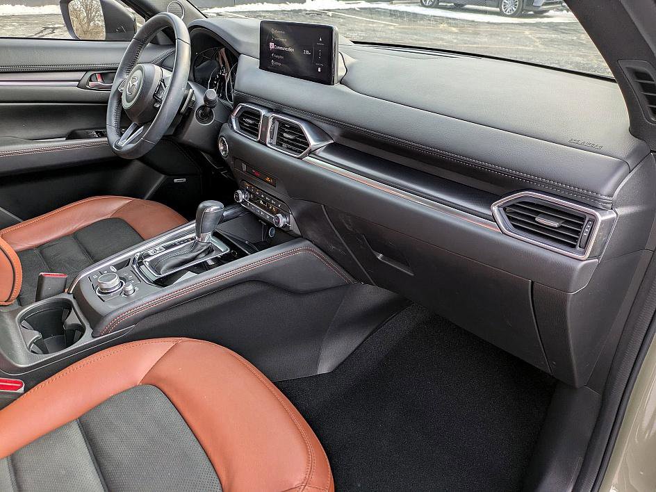 Certified 2024 MAZDA CX-5 Carbon Edition image 34