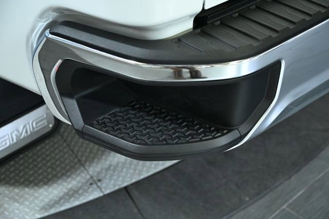 Used 2022 GMC Sierra 2500 SLT w/ SLT Convenience Package image 16