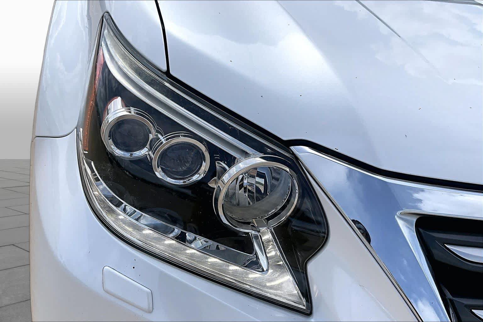 Used 2018 Lexus GX 460 Luxury w/ Preferred Accessory Package AWD/4WD image 28