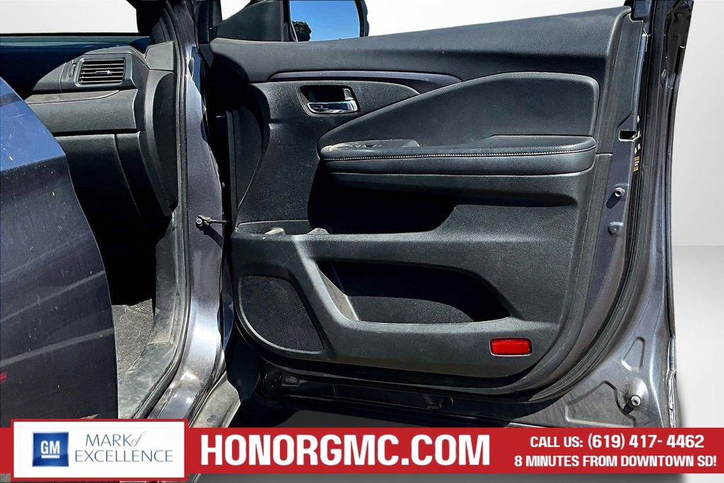 Used 2021 Honda Passport Sport image 27