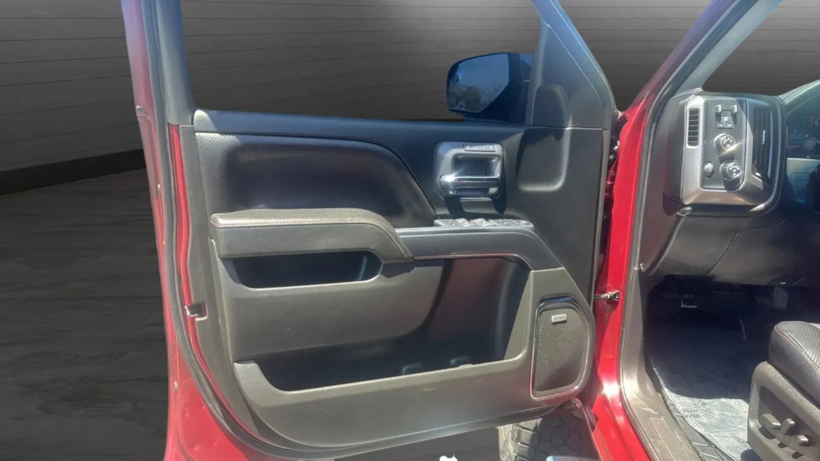 Used 2015 GMC Sierra 1500 SLT AWD/4WD image 10