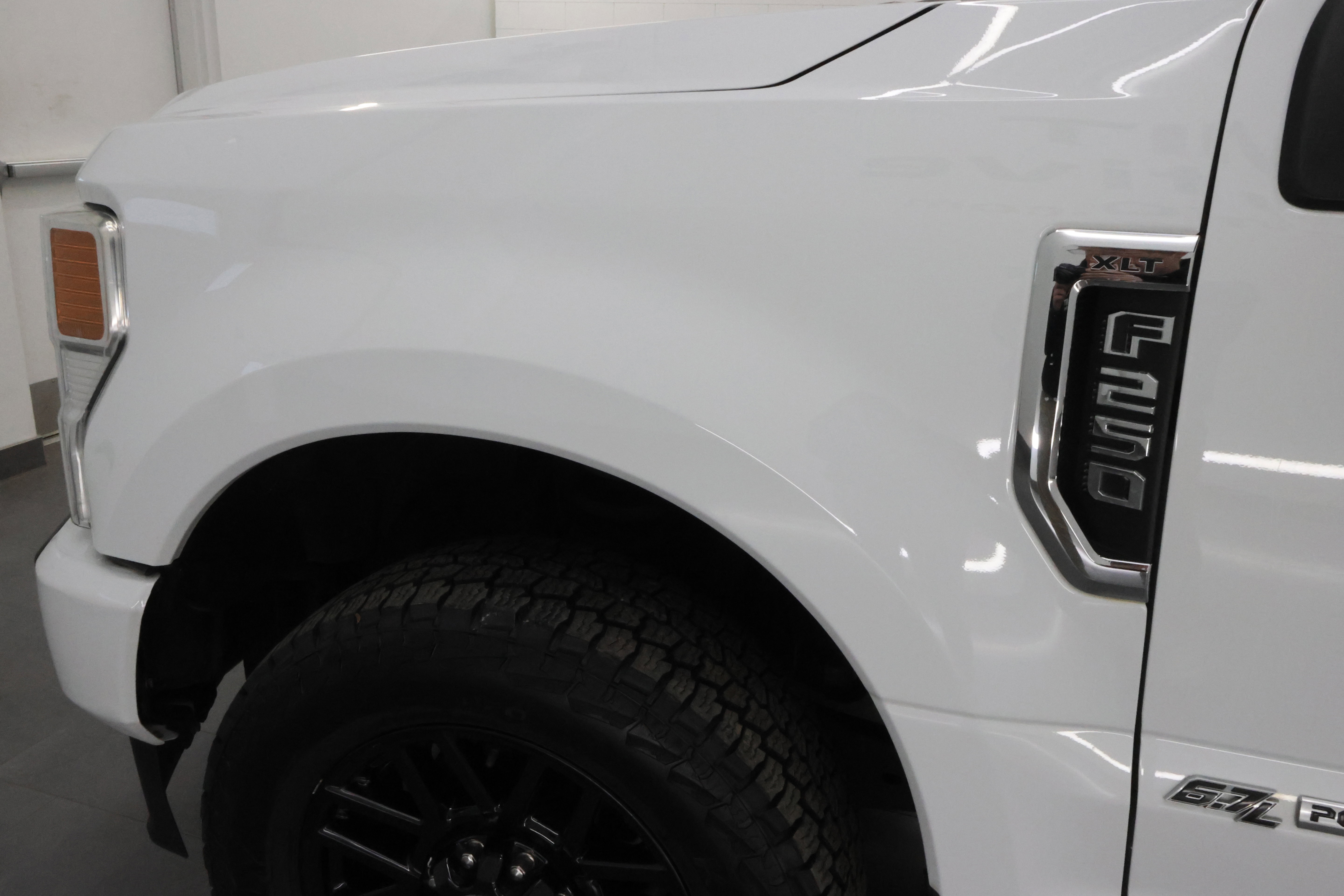 Used 2022 Ford F250 XLT w/ Black Appearance Package image 33