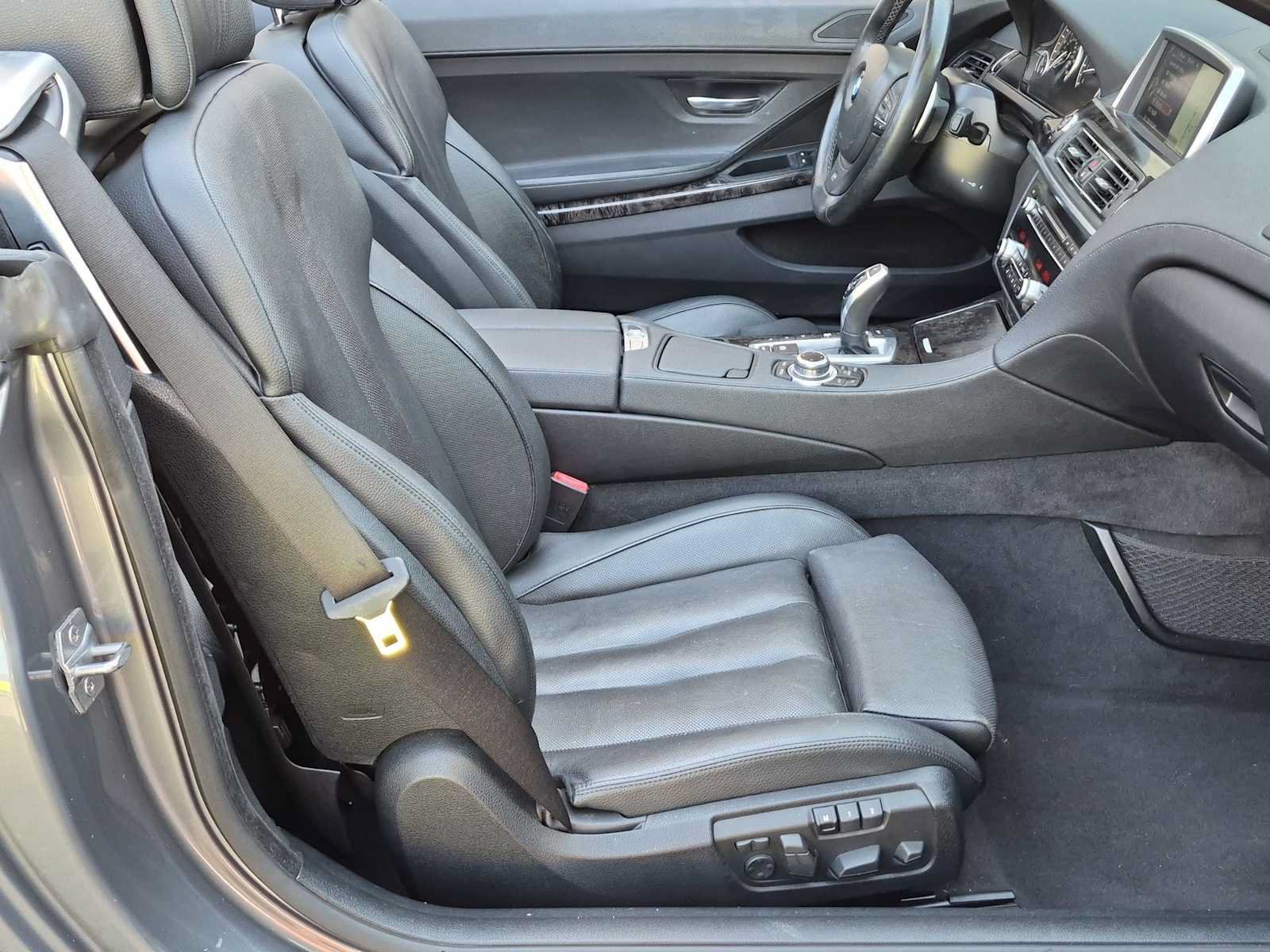 Used 2014 BMW 640i xDrive Convertible AWD/4WD image 23