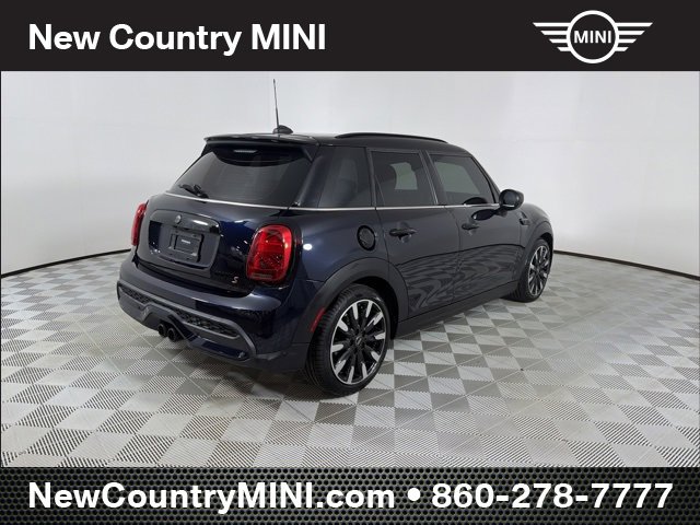 Used 2022 MINI Cooper S image 7