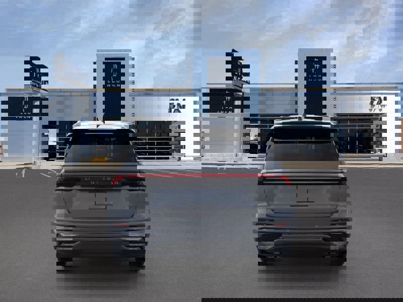 New 2025 Lincoln Nautilus Reserve w/ Jet Appearance Package image 5