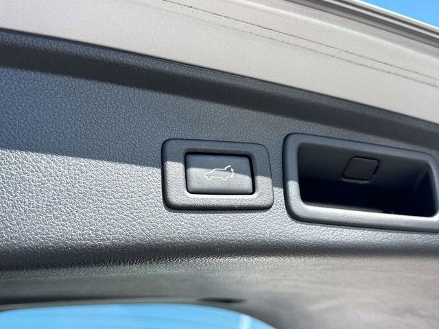 Used 2017 Subaru Forester 2.5i Limited w/ Popular Package #2 image 22