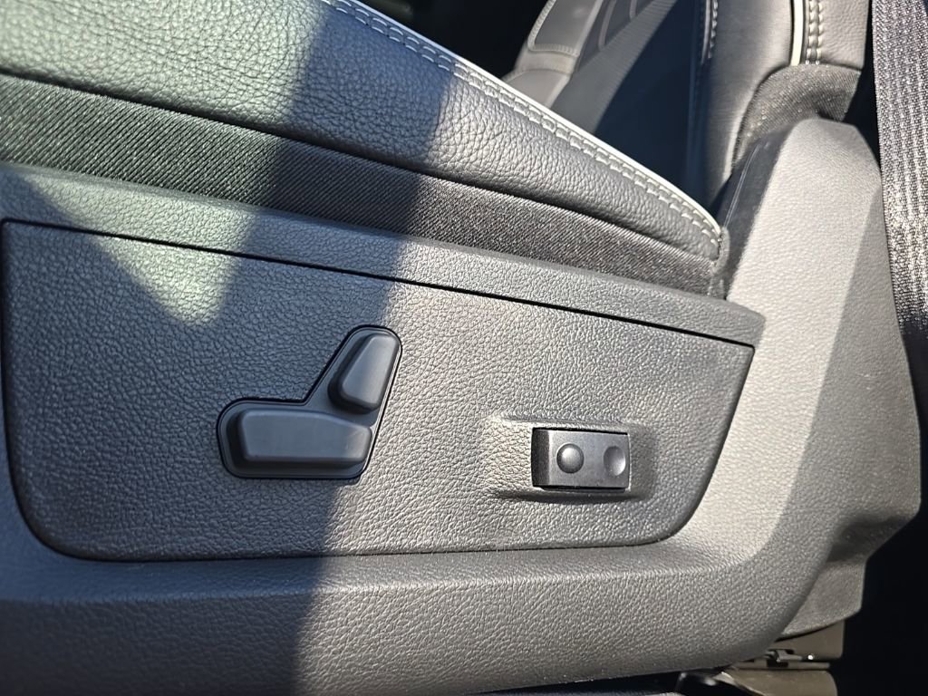 New 2026 RAM 3500 Limited image 25