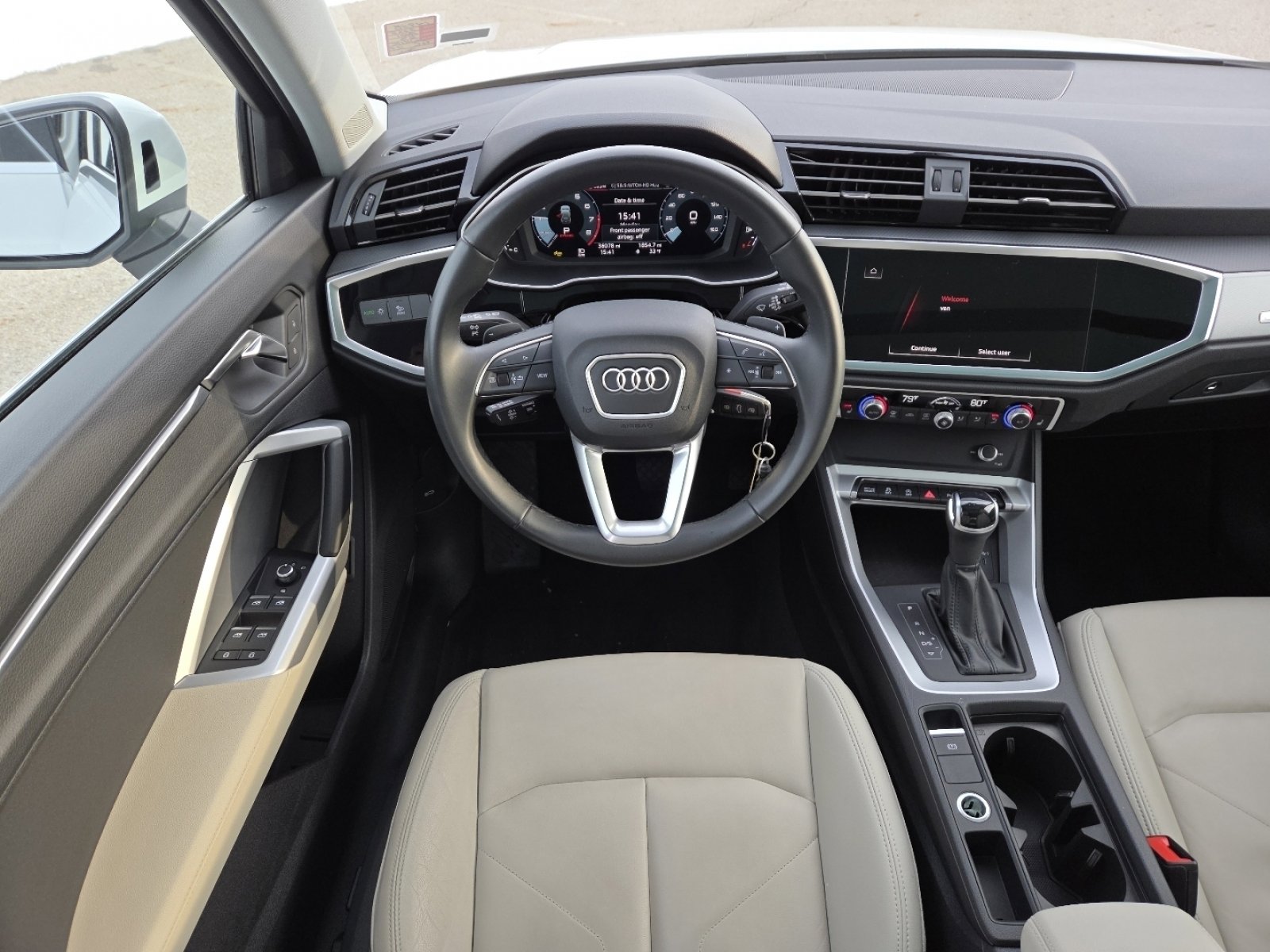 Used 2025 Audi Q3 2.0T Premium image 25