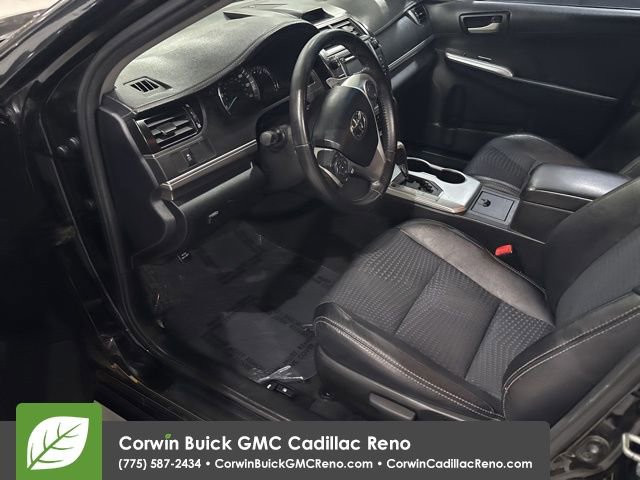 Used 2013 Toyota Camry SE image 12