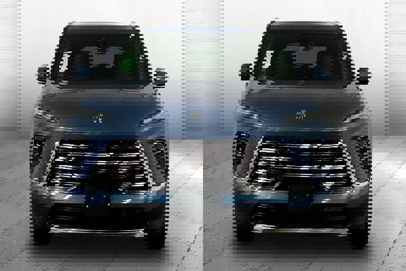 Used 2025 Buick Enclave Preferred image 2