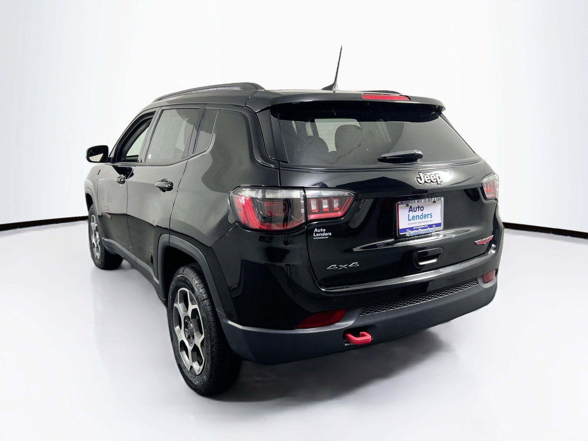 Used 2022 Jeep Compass Trailhawk AWD/4WD image 7