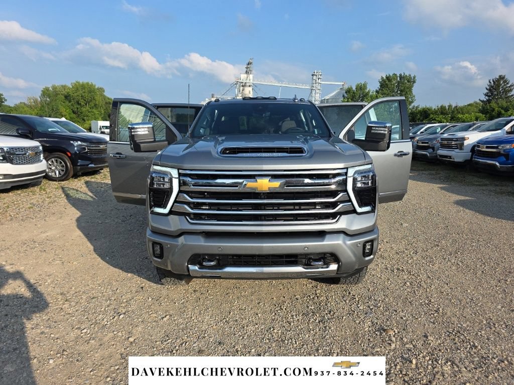 Used 2026 Chevrolet Silverado 2500 High Country w/ High Country Premium Package AWD/4WD image 41