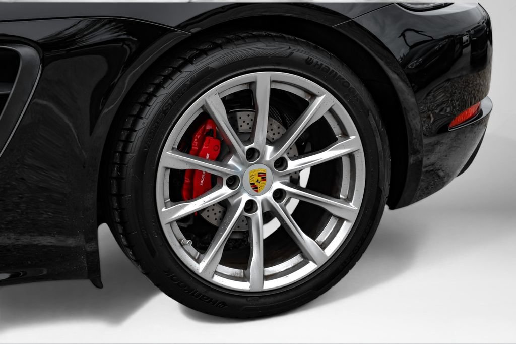 Used 2018 Porsche 718 Boxster S RWD image 53