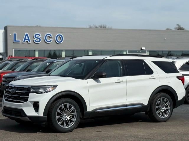Used 2025 Ford Explorer Active w/ Active Comfort Package