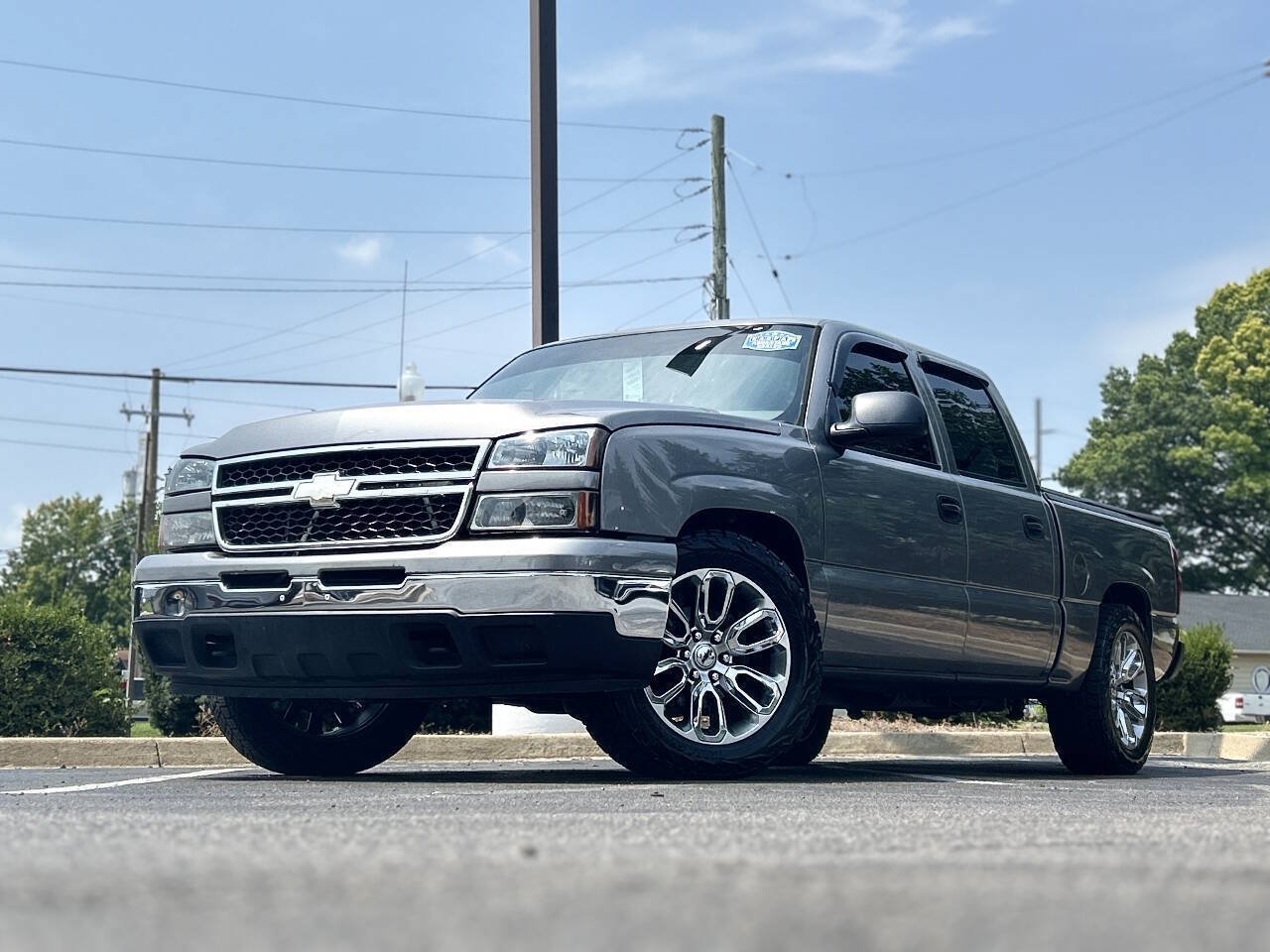 Used 2006 Chevrolet Silverado 1500 LT w/ Light Duty Power Package RWD image 2