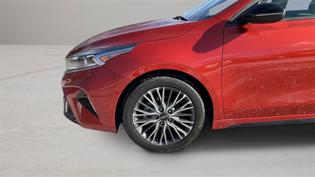 Used 2023 Kia Forte GT-Line w/ GT-Line Premium Package image 9