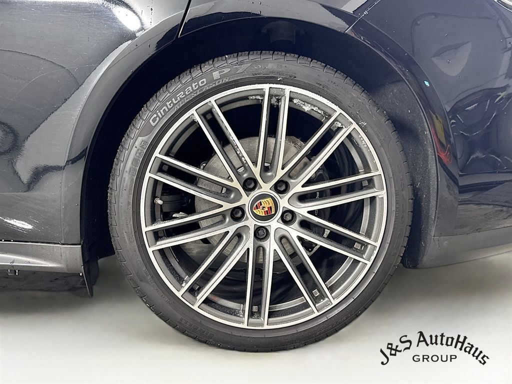 Used 2023 Porsche Panamera 4 image 39
