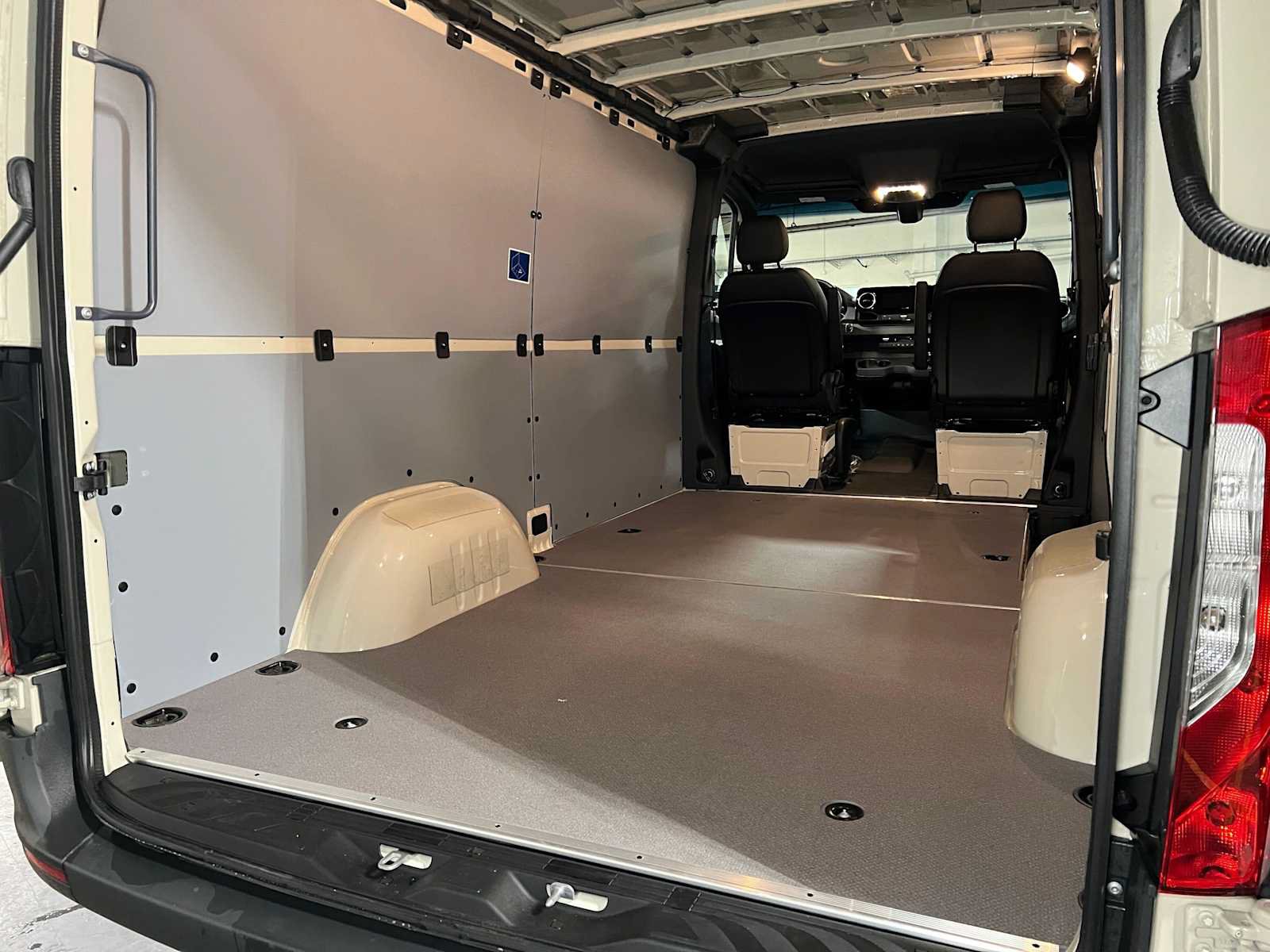 New 2025 Mercedes-Benz Sprinter 2500 image 20