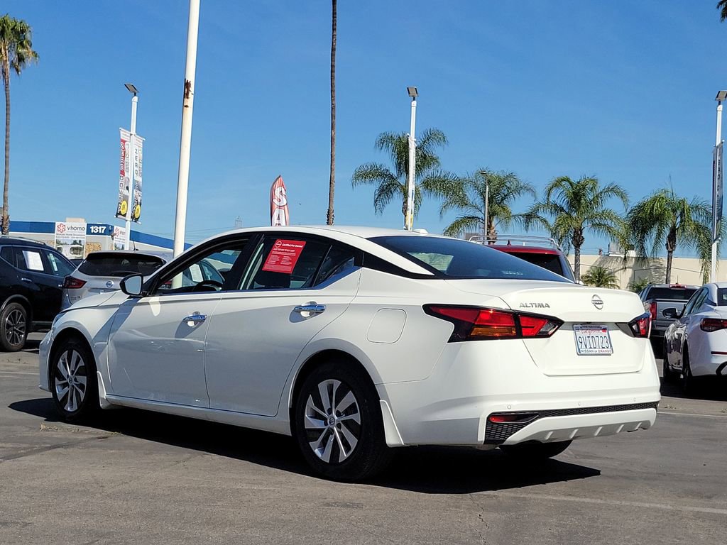 Certified 2025 Nissan Altima 2.5 S image 2