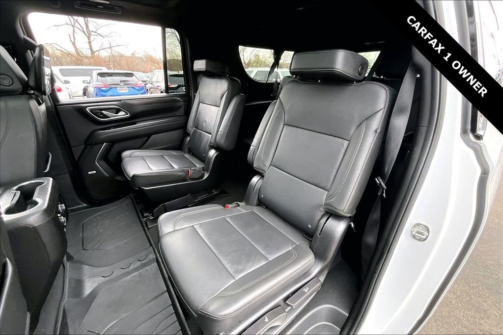 Used 2024 Chevrolet Suburban Z71 w/ Luxury Package AWD/4WD image 21