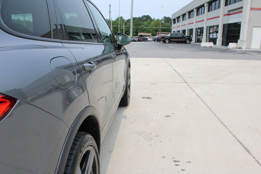 Used 2018 Porsche Cayenne S image 25