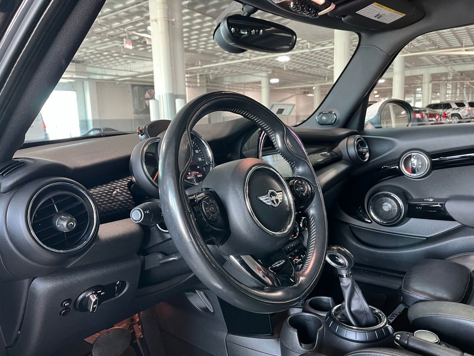 Used 2017 MINI Cooper S image 18