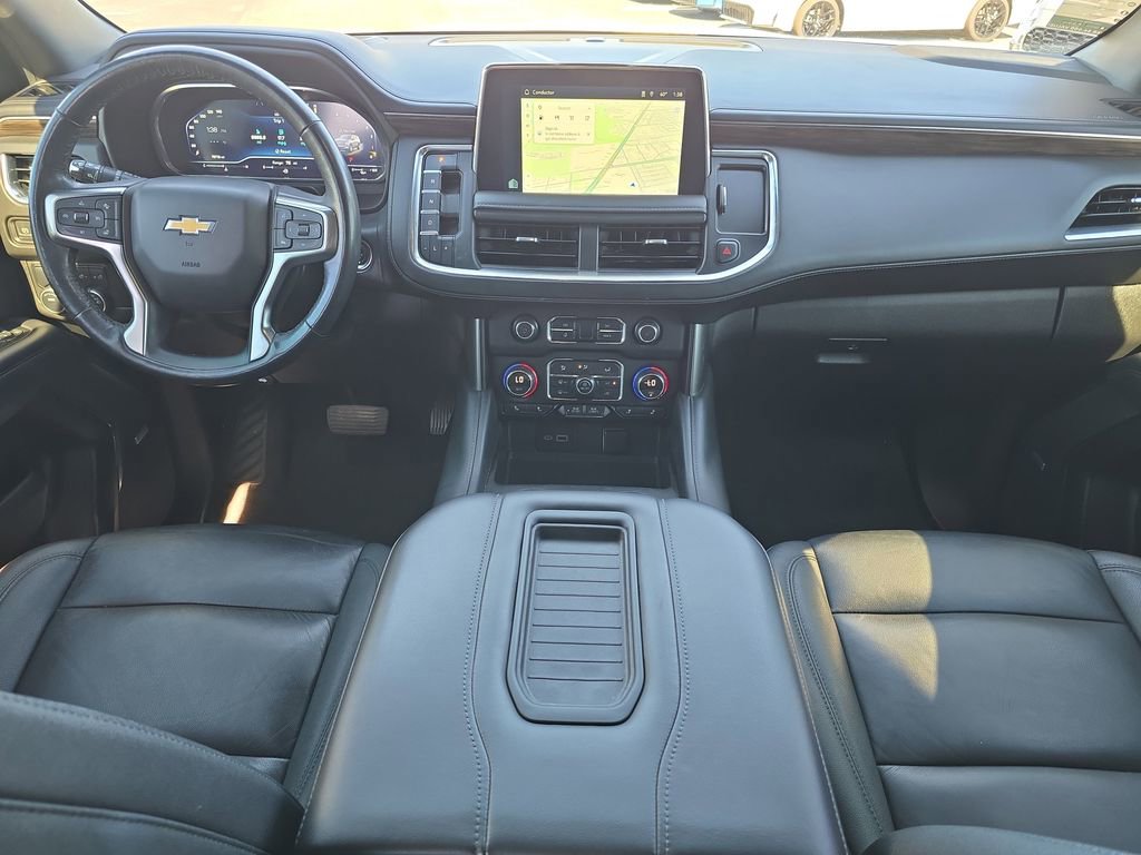 Used 2022 Chevrolet Suburban LT w/ Luxury Package RWD image 9