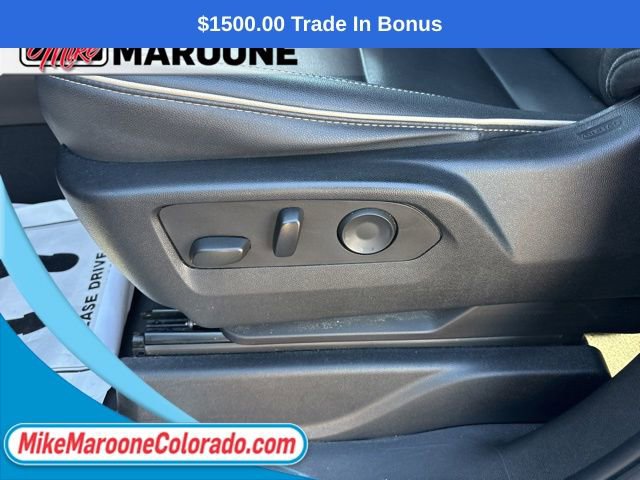 Used 2023 Chevrolet Suburban Premier image 13