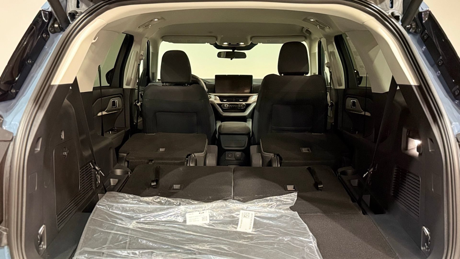 New 2026 Ford Explorer Active AWD/4WD image 33