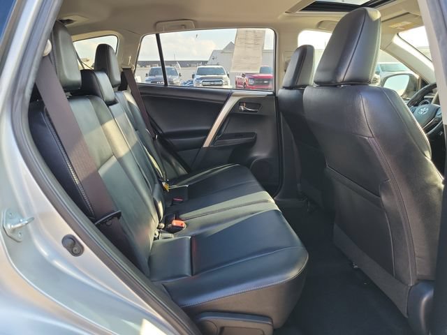 Used 2015 Toyota RAV4 Limited AWD/4WD image 25