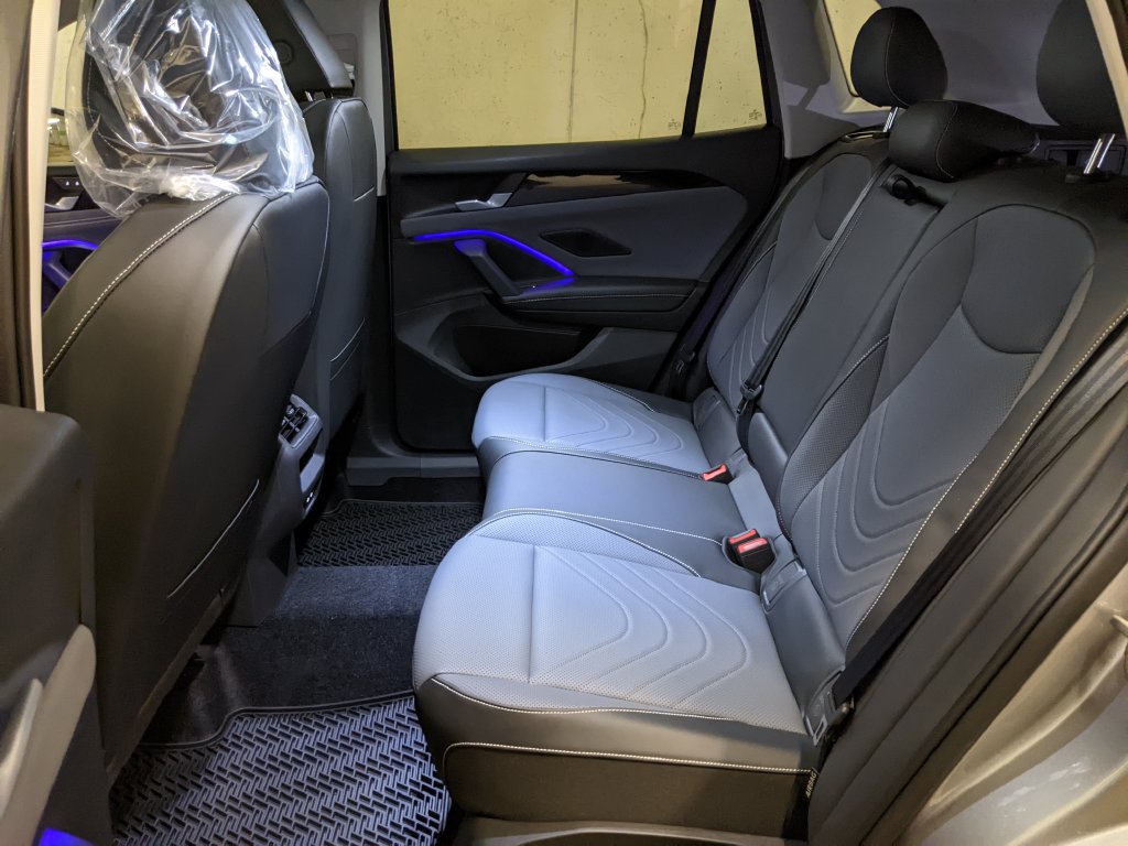 New 2026 Volkswagen Tiguan SE AWD/4WD image 23