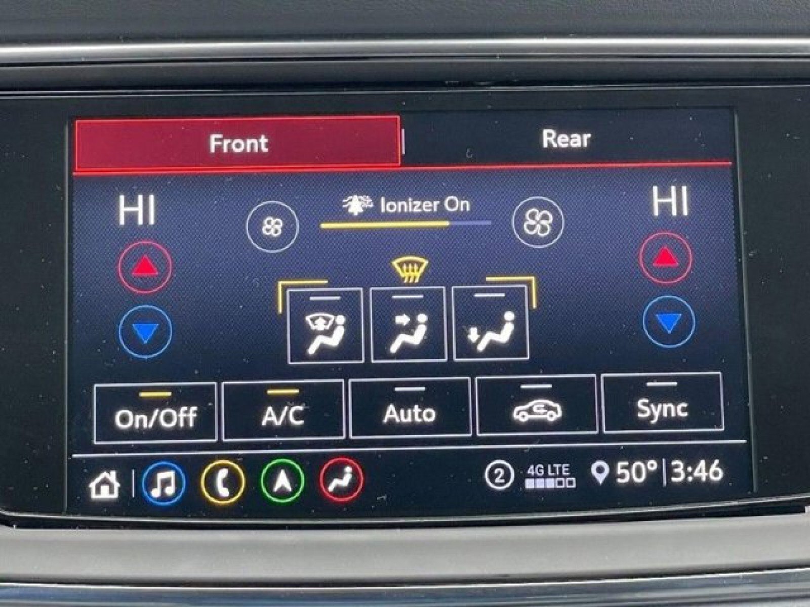 Used 2020 Buick Enclave Premium w/ Surround and Sites Package image 27