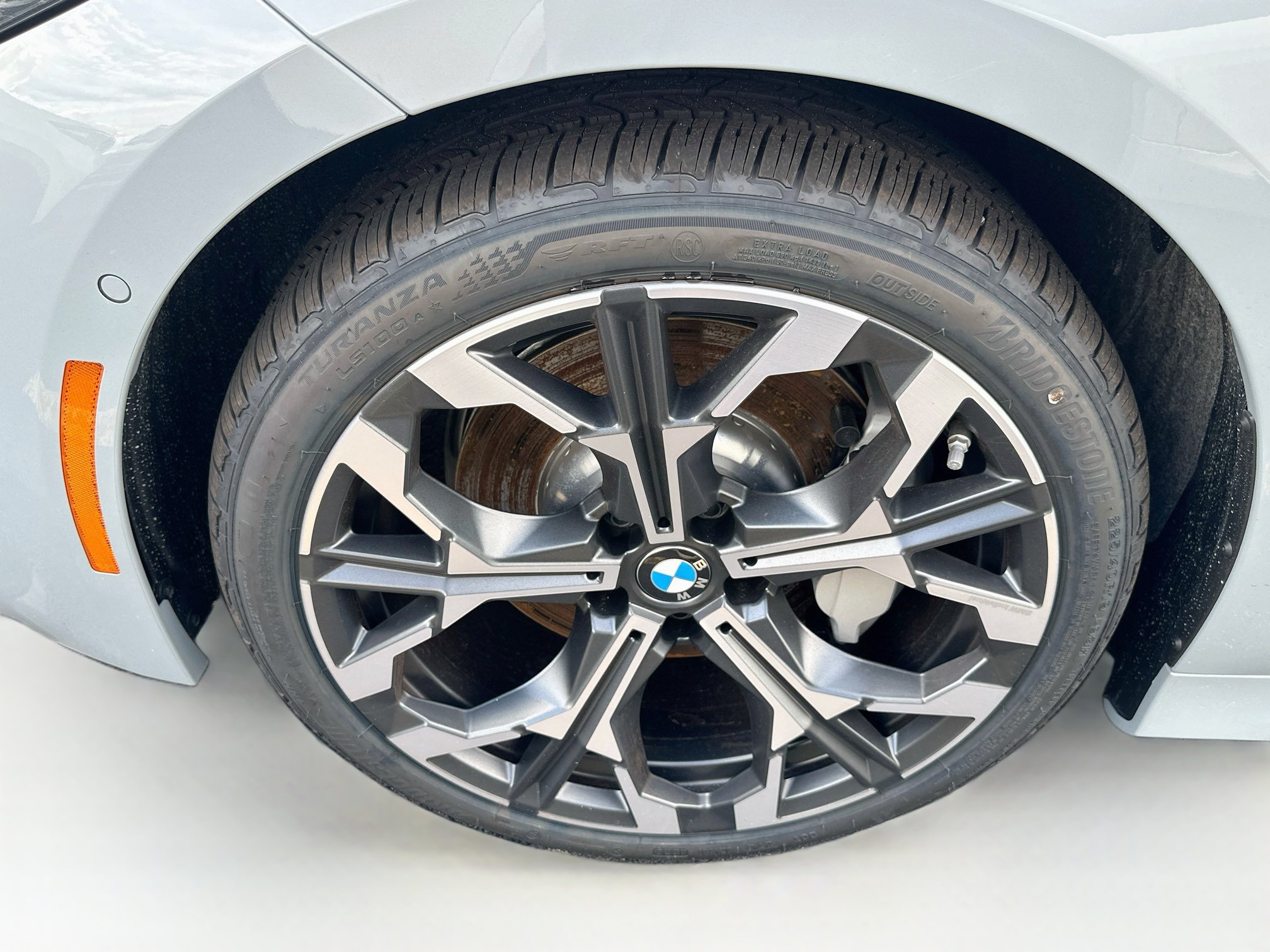 New 2026 BMW 330i Sedan w/ M Sport Package RWD image 24