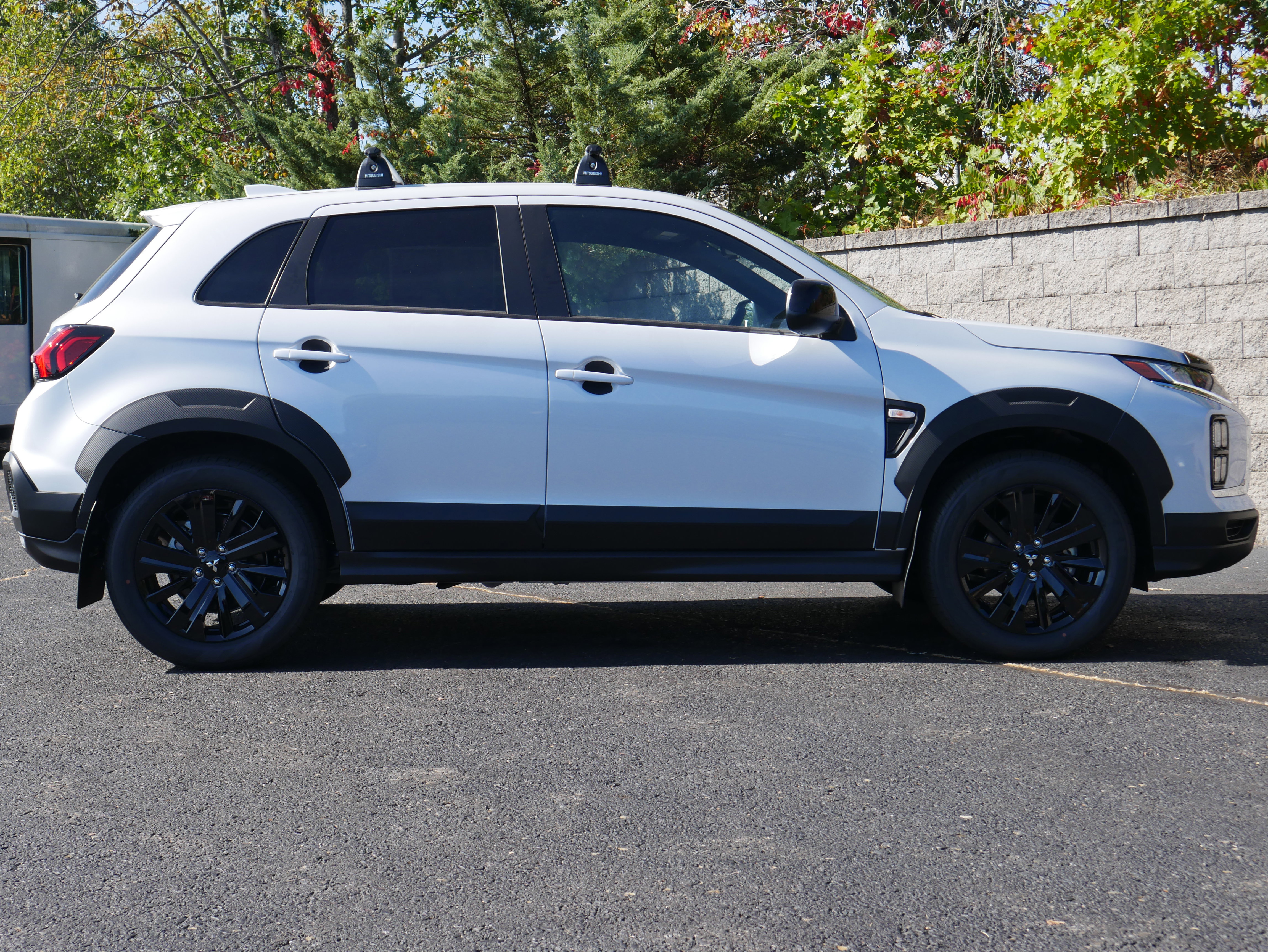 New 2025 Mitsubishi Outlander Sport image 8