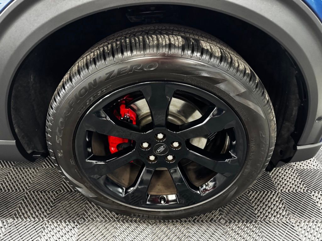 Used 2020 Ford Explorer ST w/ ST High-Performance Pack AWD/4WD image 18