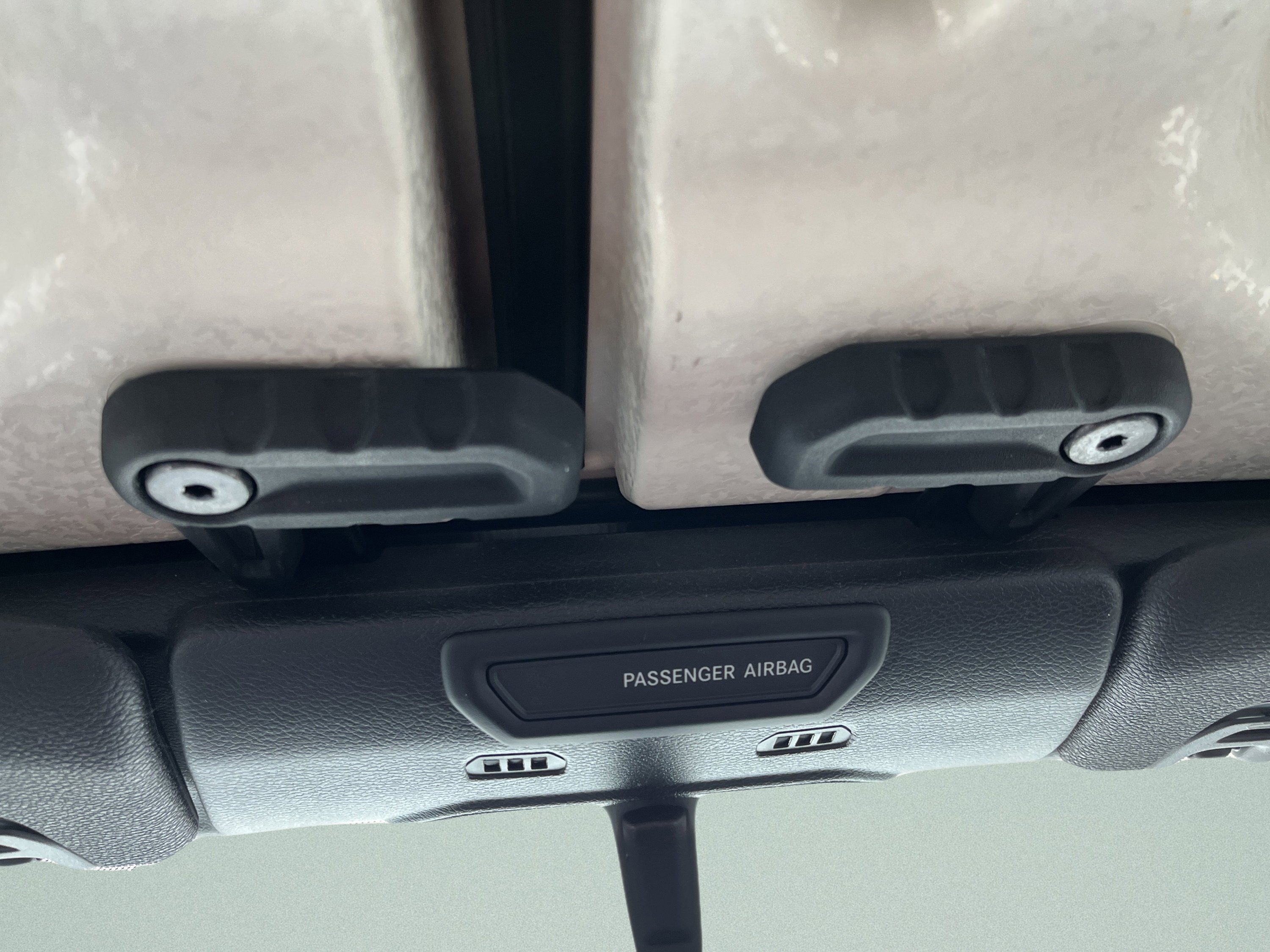 Used 2020 Jeep Wrangler Sport image 22