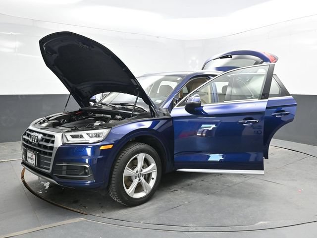 Used 2020 Audi Q5 Prestige w/ Prestige Package AWD/4WD image 45