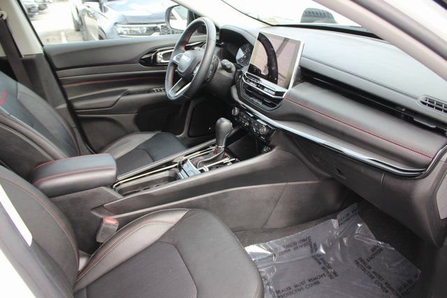 Used 2022 Jeep Compass Trailhawk w/ Sun and Sound Group image 34