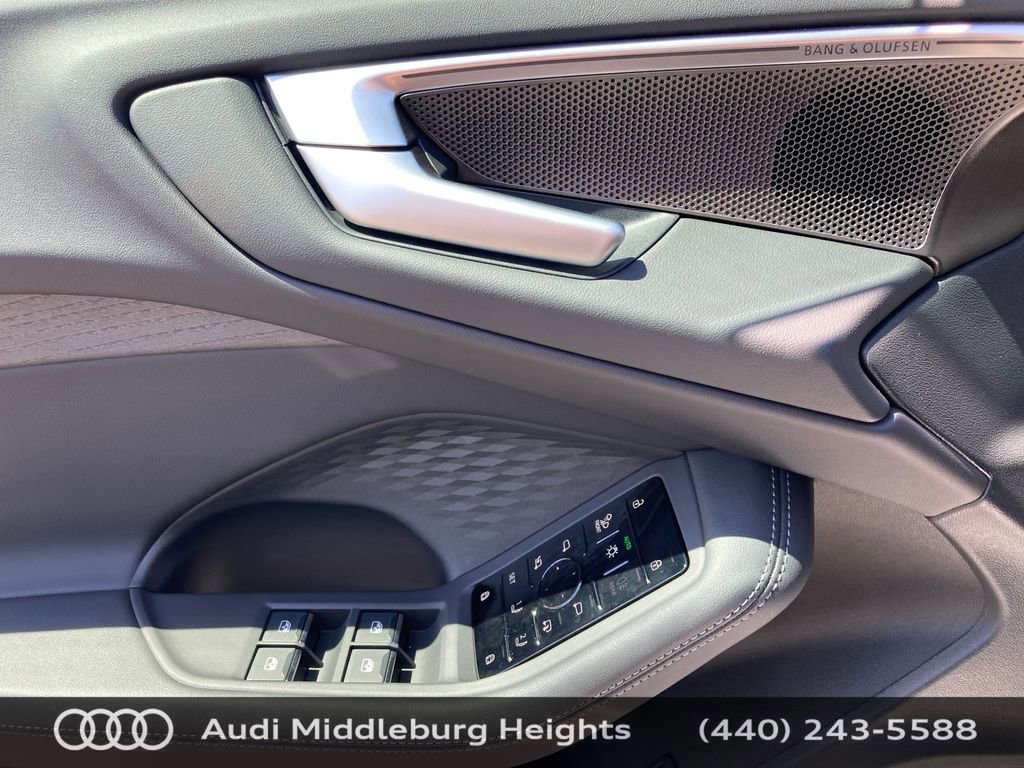 Used 2025 Audi A5 2.0T Premium Plus image 13