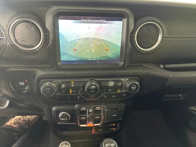 Used 2022 Jeep Wrangler Unlimited Sahara w/ Dual Top Group image 22