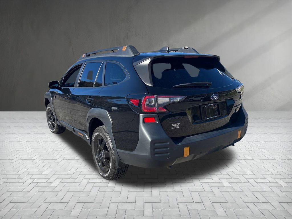 Used 2022 Subaru Outback Wilderness w/ Wilderness Package video 3