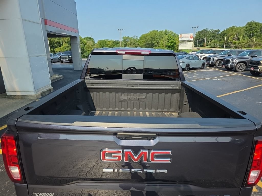 Used 2025 GMC Sierra 1500 SLE w/ Preferred Package AWD/4WD image 7