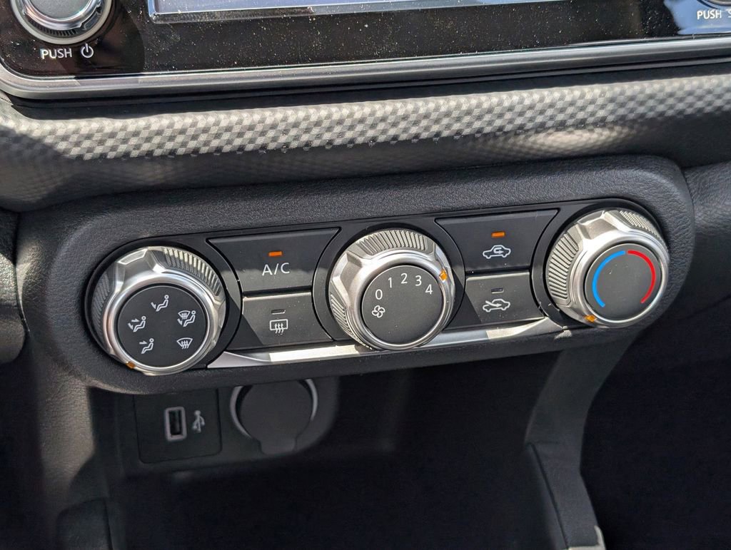 New 2025 Nissan Kicks Play S image 20