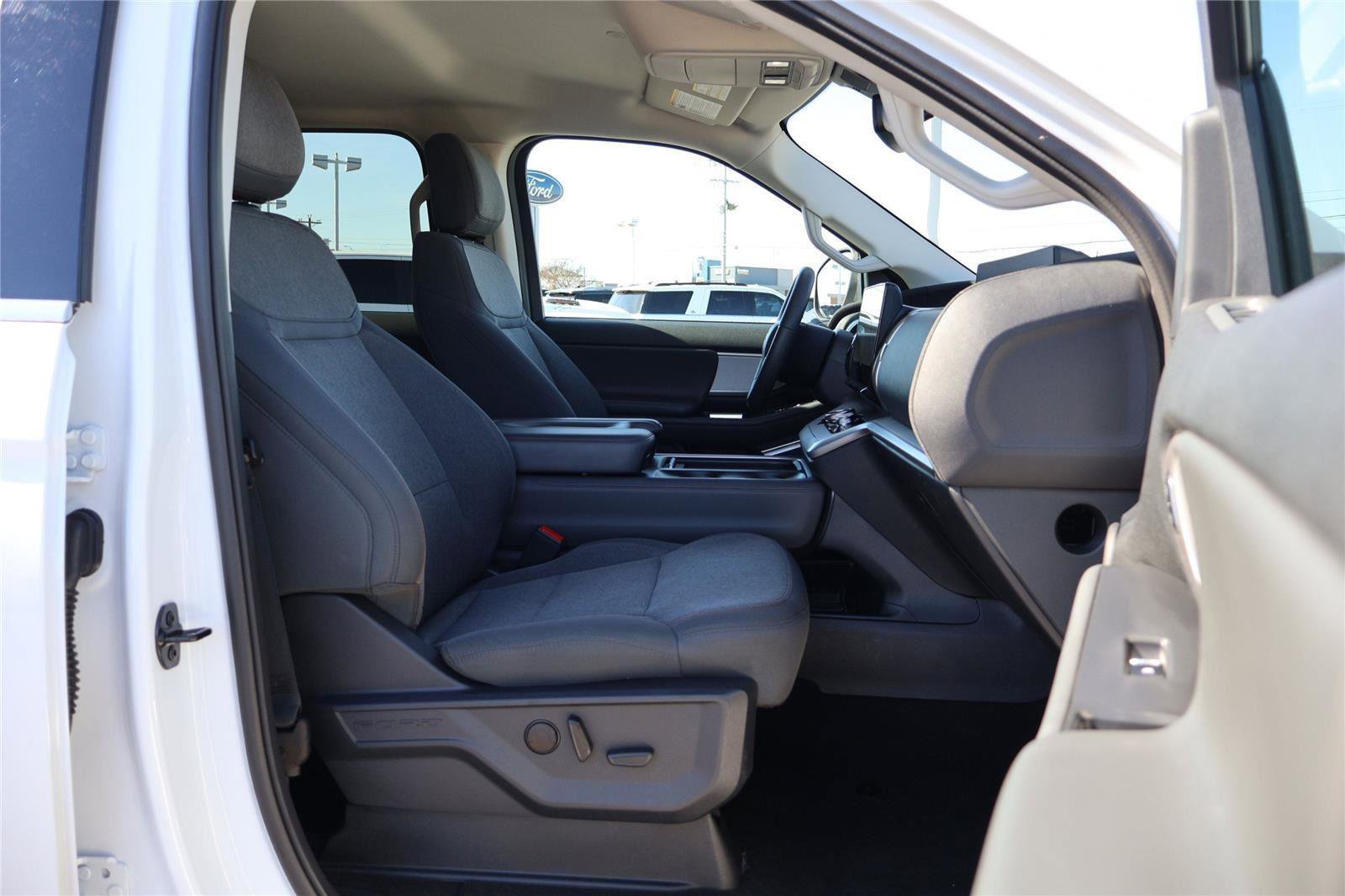 Certified 2025 Ford Expedition Max Active RWD image 39