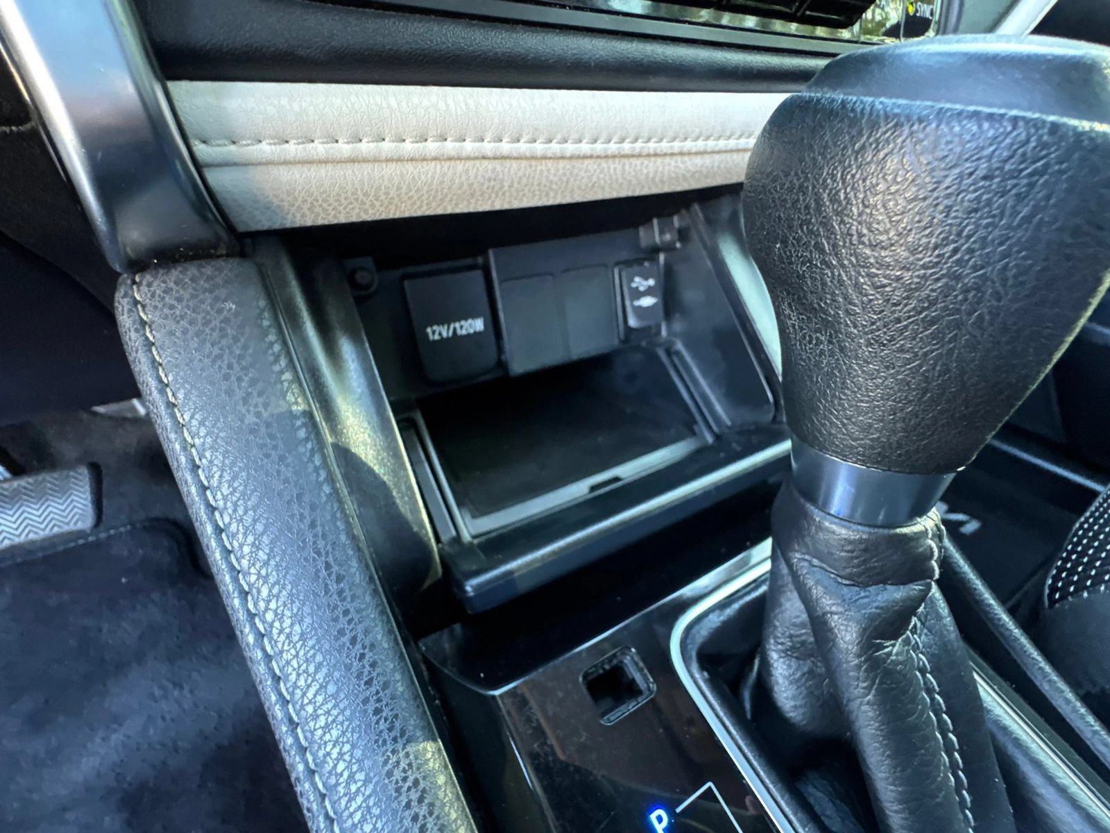 Used 2017 Toyota Corolla iM w/ Carpet Mat Package FWD image 76