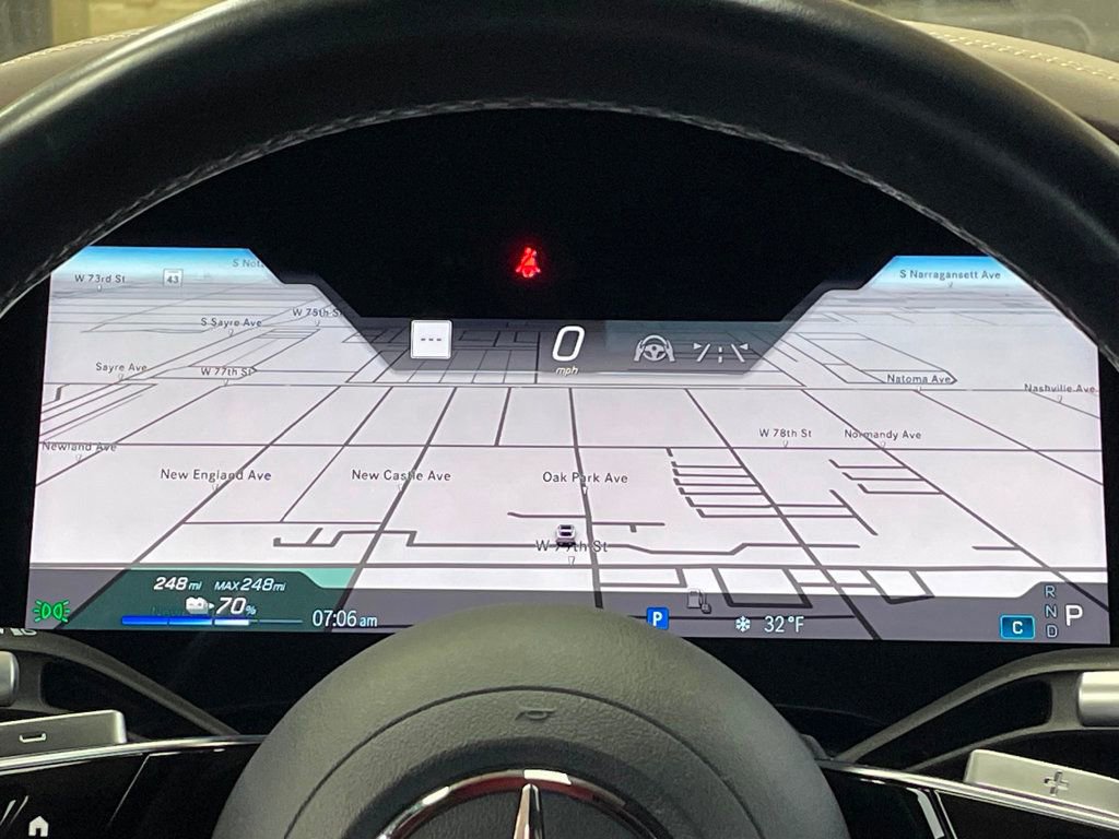 Used 2022 Mercedes-Benz EQS 580 4MATIC Sedan image 28