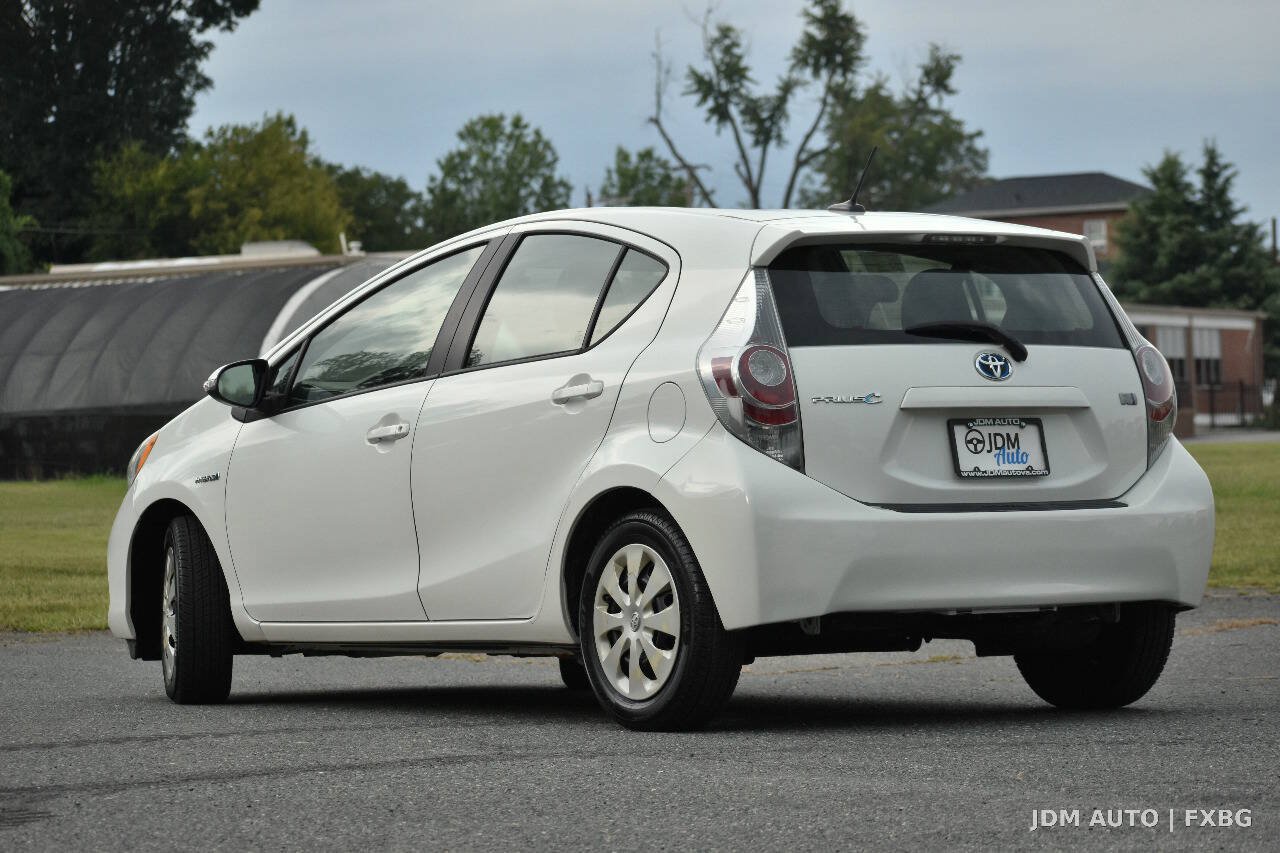 Used 2012 Toyota Prius C Three FWD image 7