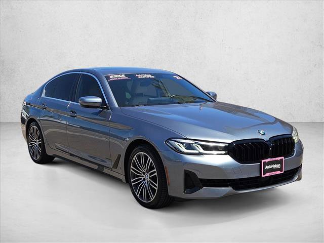 Used 2021 BMW 540i w/ Premium Package image 3